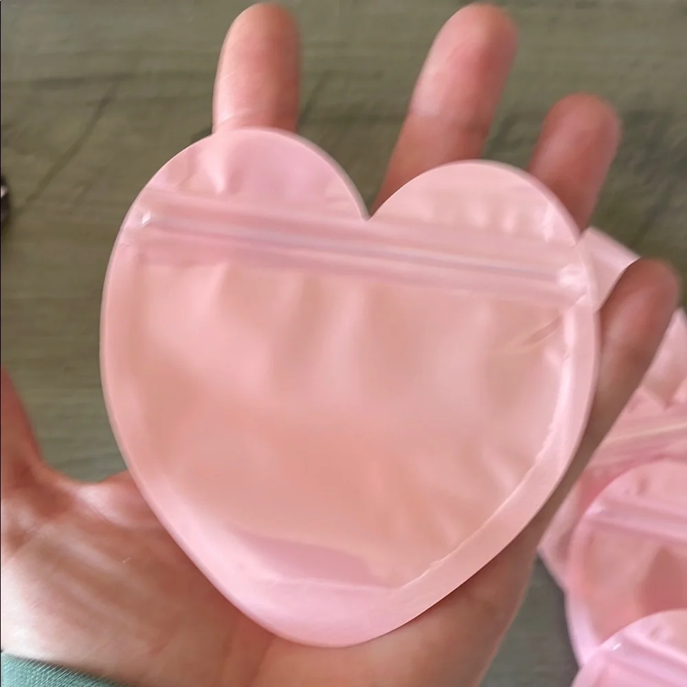 Heart-Shaped Pink Pouches bundle of 10